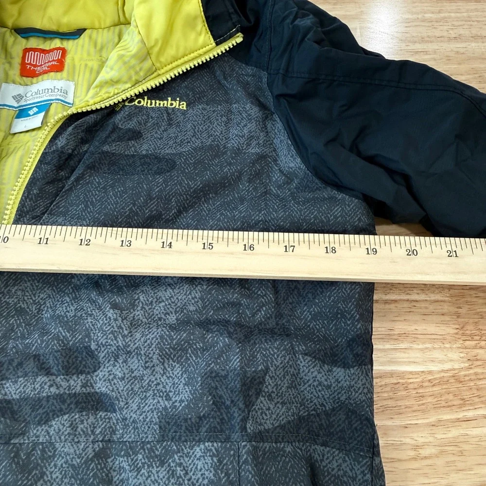 Columbia Puffer Jacket L Gray Camo Streetwear Gorpcore Minimalist